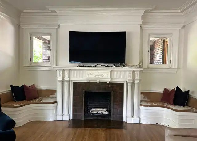 Property at 415 E Center St, Provo, UT, 84606, 6 beds, 2.5 baths, [object Object]