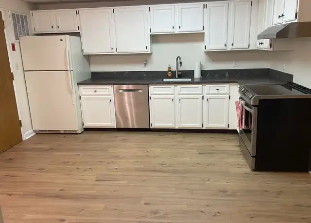 Property at 401 Greenwich Ave Unit 3B, Greenwich, CT, 06830, 1 bed, 1 bath, [object Object]