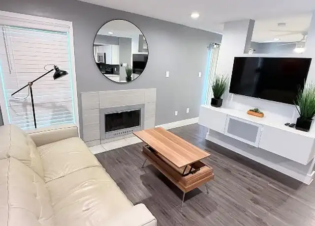 Property at 935 La Posada Dr #118, Austin, TX, 78752, 1 bed, 1 bath, [object Object]