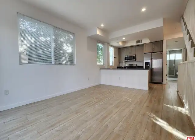 Property at 1211 Fedora St, Los Angeles, CA, 90006, 3 beds, 3 baths, [object Object]