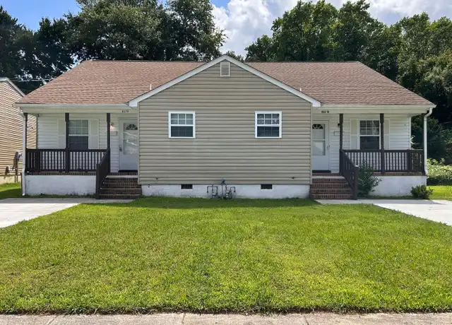 Property at 817 Pocahontas Pl Unit A, Hampton, VA, 23661, 3 beds, 2 baths, [object Object]