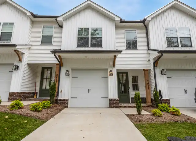Property at 7429 Thomas Ln, Knoxville, TN, 37918, 3 beds, 2.5 baths, [object Object]