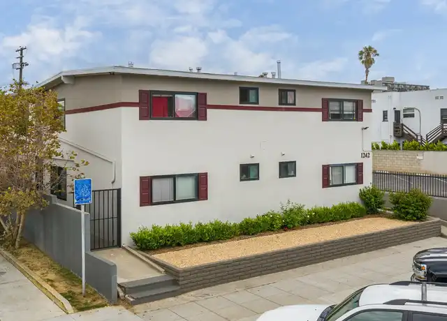Property at 1242 Cedar Ave Unit C, Long Beach, CA, 90813, 1 bed, 1 bath, [object Object]