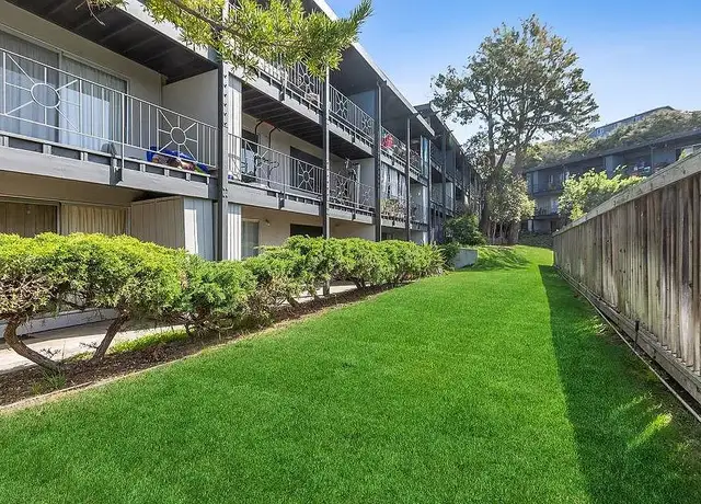 Photo of 2100 Miramonte Ave, Castro Valley, CA 94578