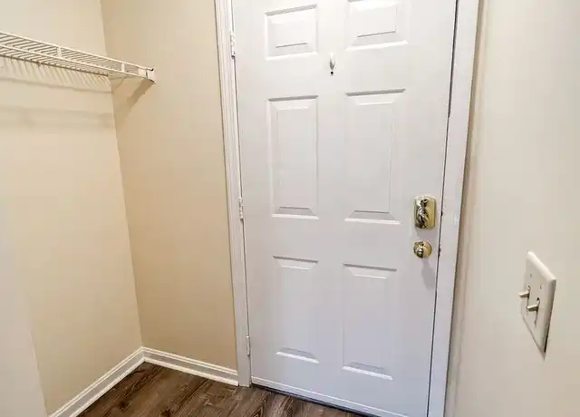 Property at 42 Intervale Ave Apt 6, Burlington, VT, 05401, 1 bed, 1 bath, [object Object]