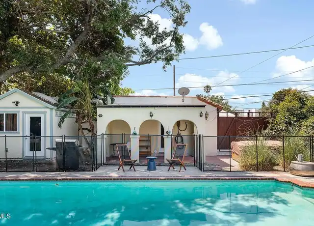 Property at 11074 Emelita St, North Hollywood, CA, 91601, 2 beds, 1 bath, [object Object]