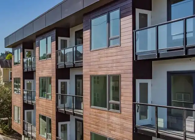 Property at Acqua - 2615 S Water Ave, Portland, OR, 97201, 0-2 beds, 1 bath, [object Object]