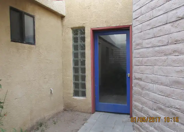 Property at 618 Jefferson St NE Unit A, Albuquerque, NM, 87110, 3 beds, 2 baths, [object Object]