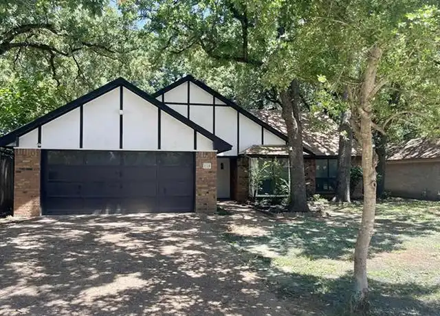 Property at 118 Oakhaven Dr, Grand Prairie, TX, 75050, 3 beds, 2 baths, [object Object]