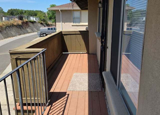 Photo of 11590 Garnet Way #4, Auburn, CA 95602