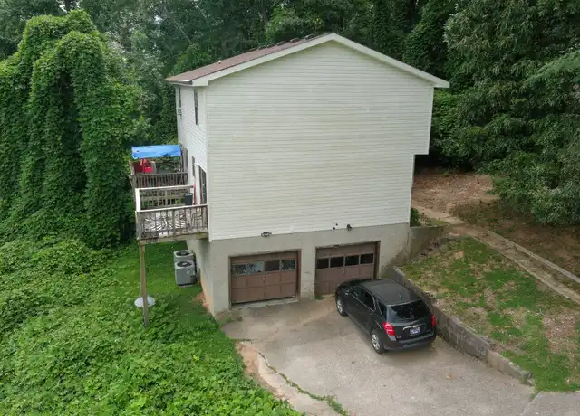 Property at 3632 Idlewild Cir, Chattanooga, TN, 37411, 2 beds, 1.5 baths, [object Object]