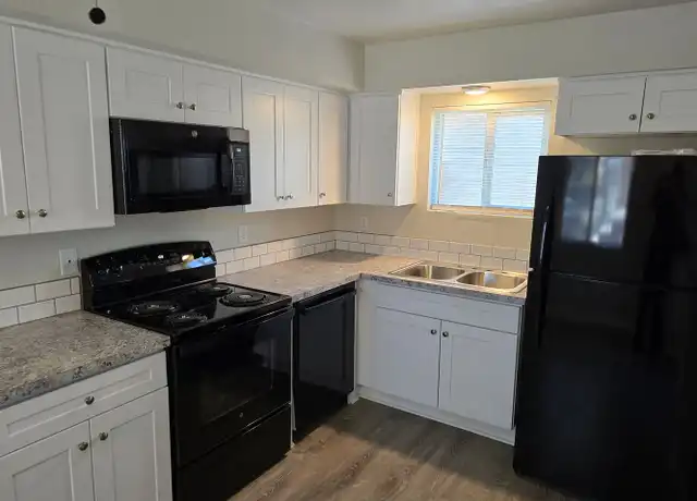 Property at 638 Van Buren St Unit 03, Eugene, OR, 97402, 1 bed, 1 bath, [object Object]