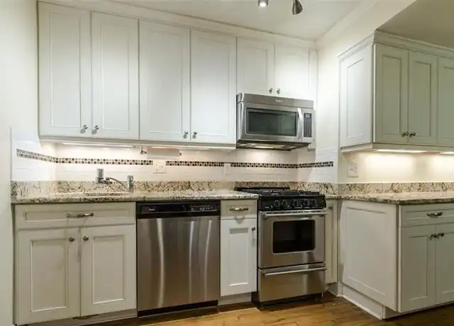 Property at 473 Jersey Ave, Jersey City, NJ, 07302, 2 beds, 2 baths, [object Object]