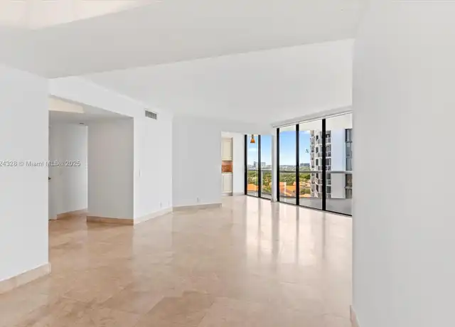 Property at 3610 Yacht Club Dr #1116, Miami, FL, 33180, 3 beds, 2 baths, [object Object]