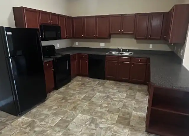 Property at 401-407 Pleasant Meadow Blvd Unit 401-304, Stow, OH, 44224, 2 beds, 2 baths, [object Object]