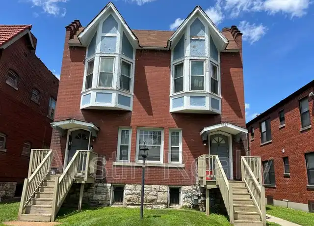 Property at 6007 Waterman Blvd, Saint Louis, MO, 63112, 2 beds, 1 bath, [object Object]
