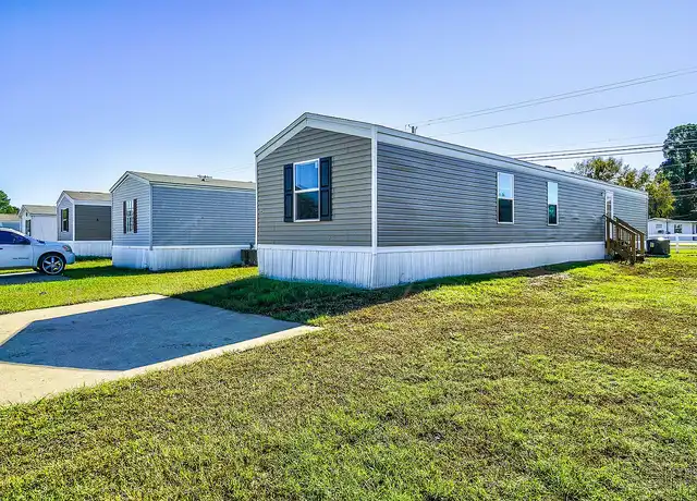 Property at Oakwood MHC Nash - 700 E New Boston Rd, Nash, TX, 75569, 2 beds, 1 bath, [object Object]