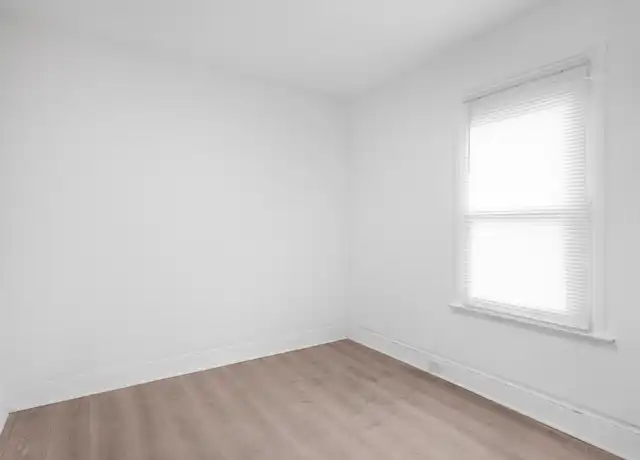 Property at 10413 Mount Auburn Ave Unit B, Cleveland, OH, 44104, 2 beds, 1 bath, [object Object]
