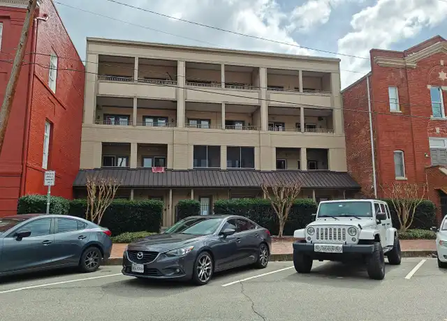 Property at 215 N 19th St Unit 13, Richmond, VA, 23223, 2 beds, 1 bath, [object Object]