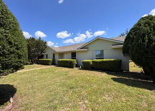Property at 1804 Serenade Ln, Richardson, TX, 75081, 4 beds, 2 baths, [object Object]