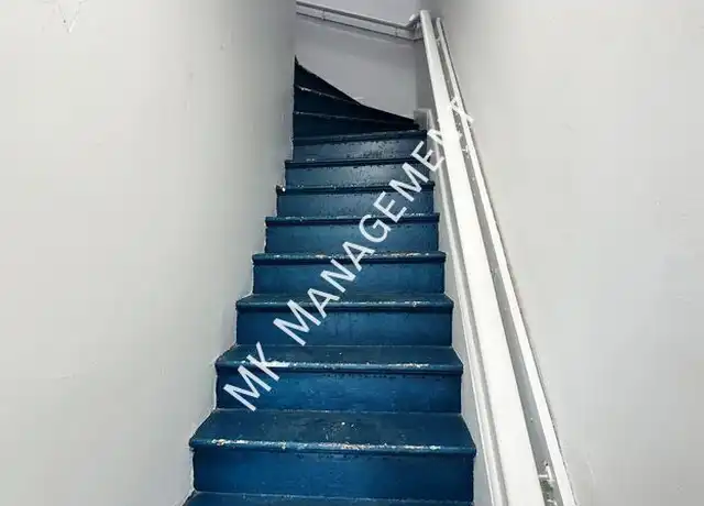 Property at 22 7th Ave Unit 2, Carbondale, PA, 18407, 3 beds, 1 bath, [object Object]