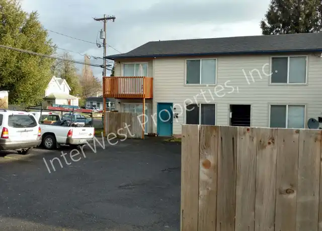 Property at 8231 N Fessenden St Unit 003, Portland, OR, 97203, 1 bed, 1 bath, [object Object]