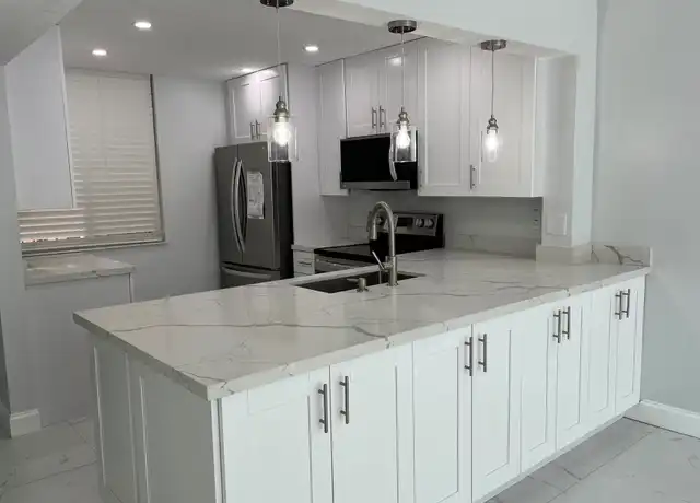 Property at 2830 Somerset Dr Unit 211N, Lauderdale Lakes, FL, 33311, 1 bed, 1.5 baths, [object Object]