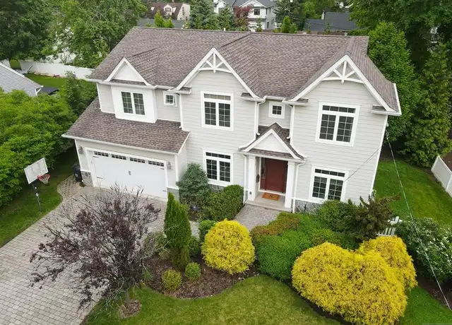 Property at 15 Woodland Rd, Cresskill, NJ, 07626, 6 beds, 4.5 baths, [object Object]