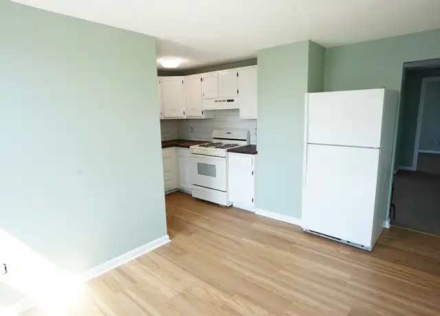 Property at 2 Malden St Unit 2R, Malden, MA, 02148, 1 bed, 1 bath, [object Object]