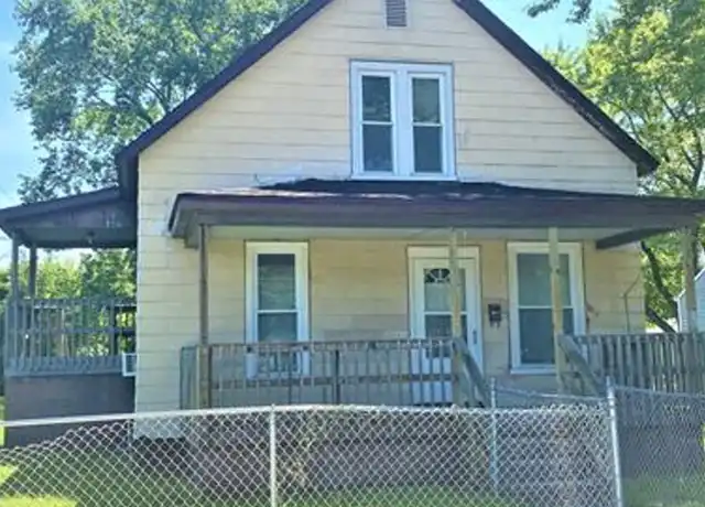 Property at 1412 N Champaign St, Champaign, IL, 61820, 3 beds, 1 bath, [object Object]