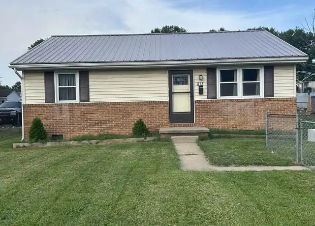 Property at 813 Ivy St, Waynesboro, VA, 22980, 3 beds, 1.5 baths, [object Object]