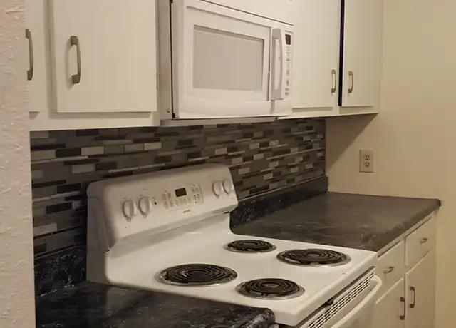 Property at 1315 7th St S, Great Falls, MT, 59405, 1-2 bed, 1 bath, [object Object]