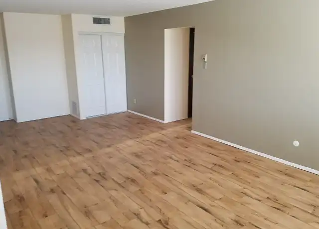 Property at 1315 7th St S, Great Falls, MT, 59405, 1-3 bed, 1 bath, [object Object]