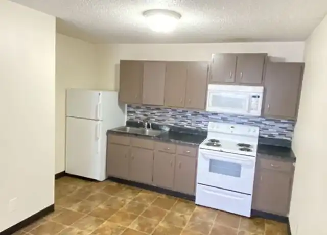 Property at Grandview Plaza - 1315 7th St S, Great Falls, MT, 59405, 1-3 bed, 1 bath, [object Object]
