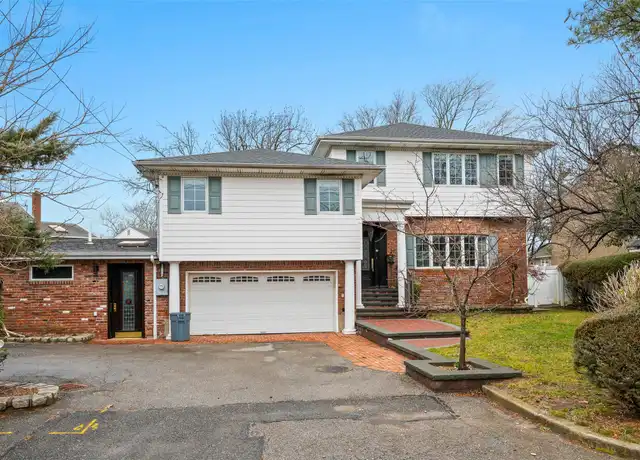 Property at 600 Oceanpoint Ave, Cedarhurst, NY, 11516, 6 beds, 5.5 baths, [object Object]