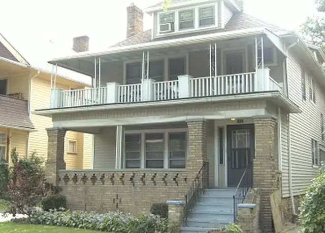 Property at 3132 Meadowbrook Blvd Unit 3, Cleveland Heights, OH, 44118, 1 bed, 1 bath, [object Object]