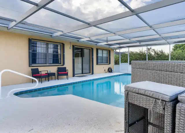 Property at 2599 SE Westmoreland Blvd, Port Saint Lucie, FL, 34952, 2 beds, 2 baths, [object Object]