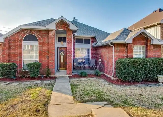 Property at 1108 Holly Dr, Carrollton, TX, 75010, 3 beds, 2 baths, [object Object]