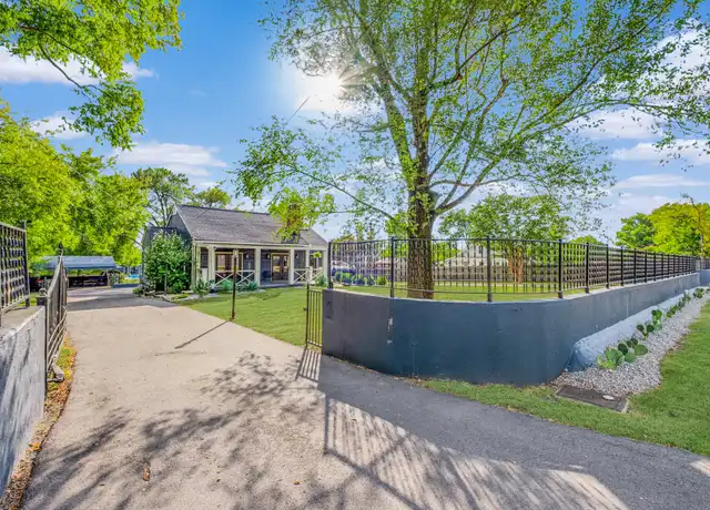 Property at 562 Neelys Bend Rd, Madison, TN, 37115, 1 bed, 1 bath, [object Object]