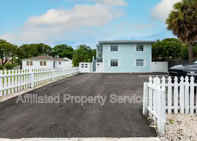 Property at 5207 N Flagler Dr Unit 2, West Palm Beach, FL, 33407, 2 beds, 1 bath, [object Object]