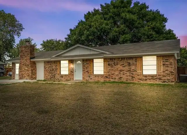 Property at 810 S Western Hills Dr, Howe, TX, 75459, 4 beds, 1.5 baths, [object Object]