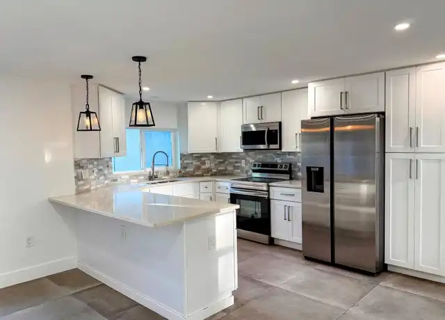 Property at 3959 Coleridge Pl, Sarasota, FL, 34241, 2 beds, 2 baths, [object Object]