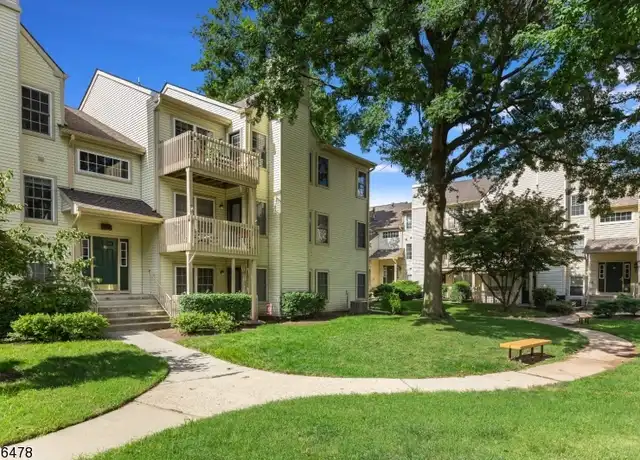 Property at 15 Evergreen Dr, Clifton, NJ, 07014, 2 beds, 2 baths, [object Object]