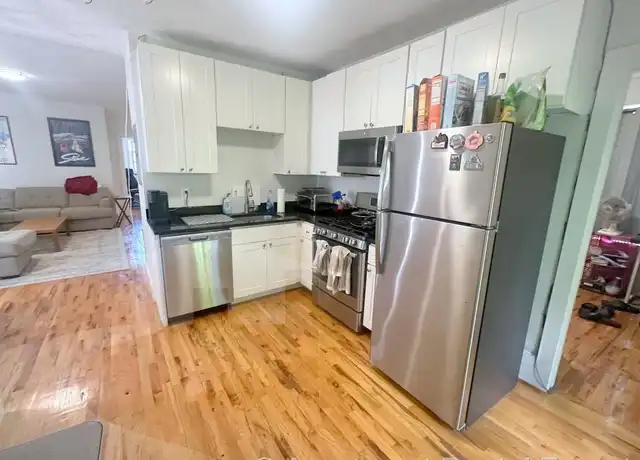 Property at 39 Bradley St Unit 2, Somerville, MA, 02145, 3 beds, 1 bath, [object Object]