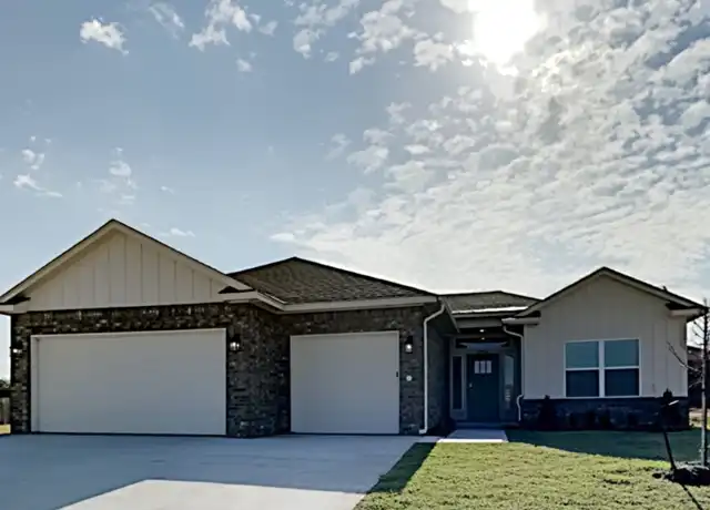 Property at 9904 Glover River Dr, Yukon, OK, 73099, 3 beds, 2.5 baths, [object Object]