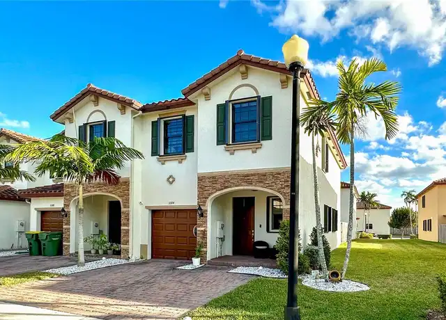 Property at 3384 SE 1st St Unit 3384, Homestead, FL, 33033, 4 beds, 2.5 baths, [object Object]