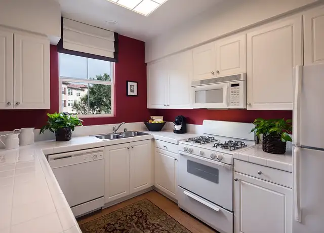 Photo of 100 Turtle Crest Dr, Irvine, CA 92603