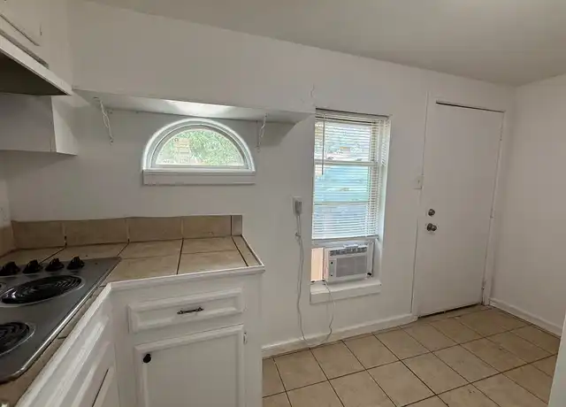 Property at 2013 Eubanks St Unit 8, Houston, TX, 77093, 1 bed, 1 bath, [object Object]