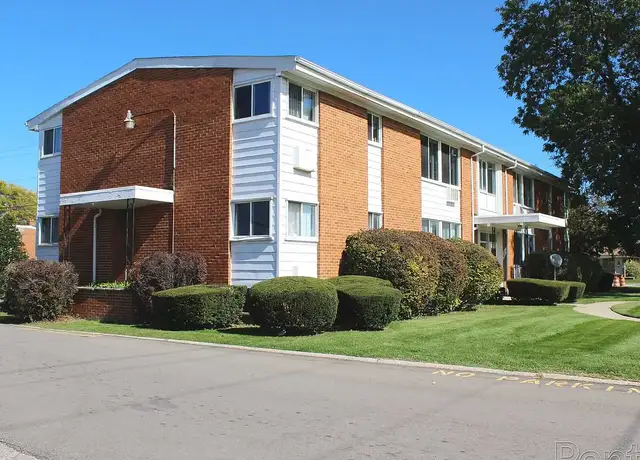 Photo of 29079 Lorraine Ave, Warren, MI 48093