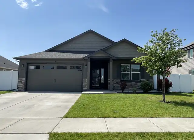 Property at 6296 W Irish Cir, Rathdrum, ID, 83858, 3 beds, 2 baths, [object Object]